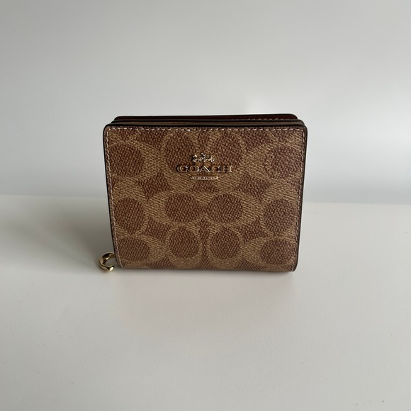 Coach Handbags - Coach Snap Wallet Tan Brown Signature Canvas Bifold CW789